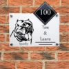naambord American bully huisnummer in de kleur wit