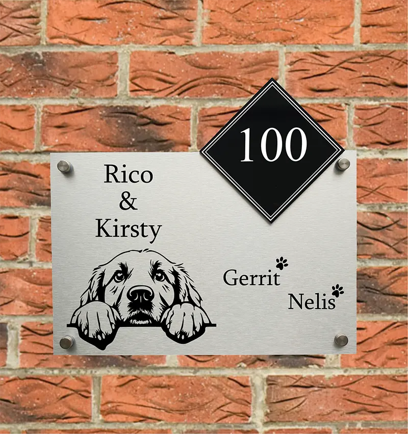 Naambord glurende golden retriever, stijlvol en weerbestendig, persoonlijk en geschikt voor binnen en buiten