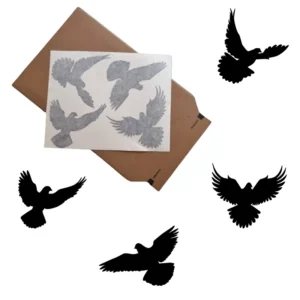 Zelfklevende raamstickers duiven 4-delig met vier vliegende duiven